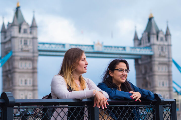 Two friends near London bridge