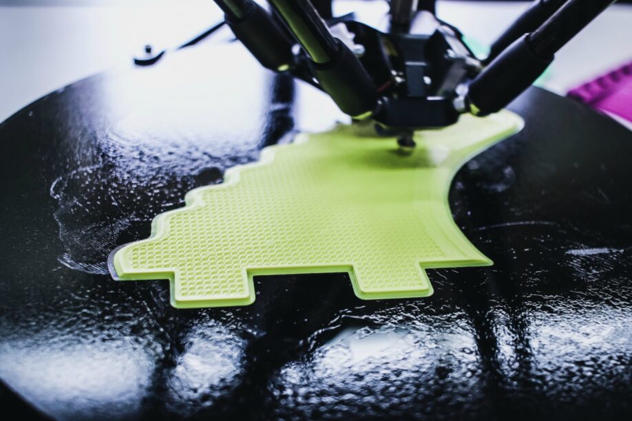 Five manufacturing trends you can’t afford to ignore. - 3D Printed Dinosaur 918x612 1