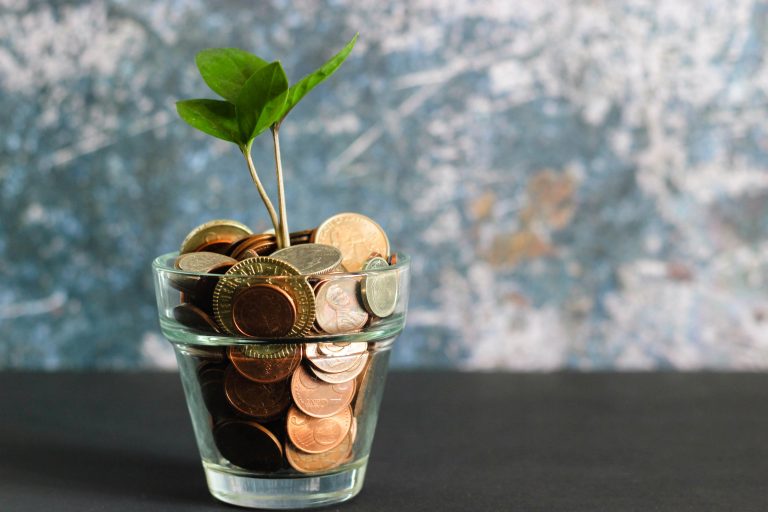 The most important KPIs and metrics according to B2B marketing experts - micheile henderson ZVprbBmT8QA unsplash 768x512 1